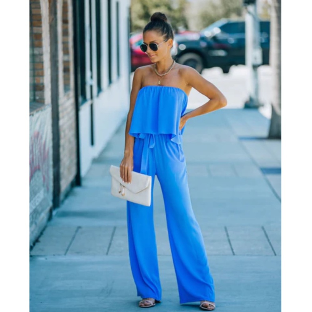VICI Bright + Breezy Pocketed Strapless
Jumpsuit - Clean Blue - Size Small